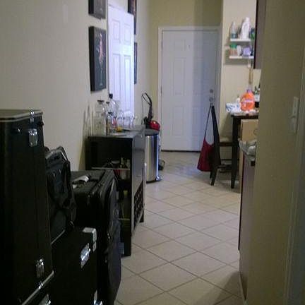 2nd image of 2947 N Avers Ave