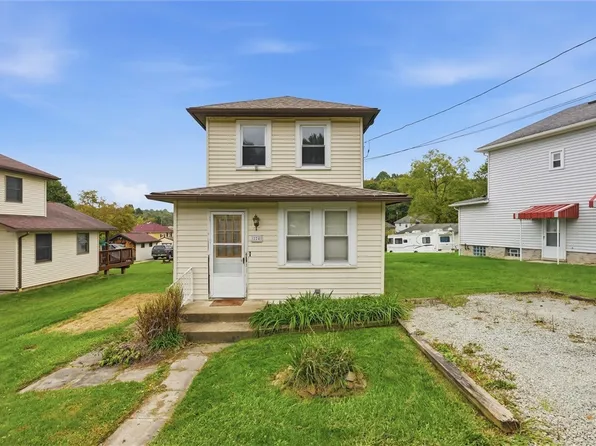 224 2nd St, Slickville, PA 15684