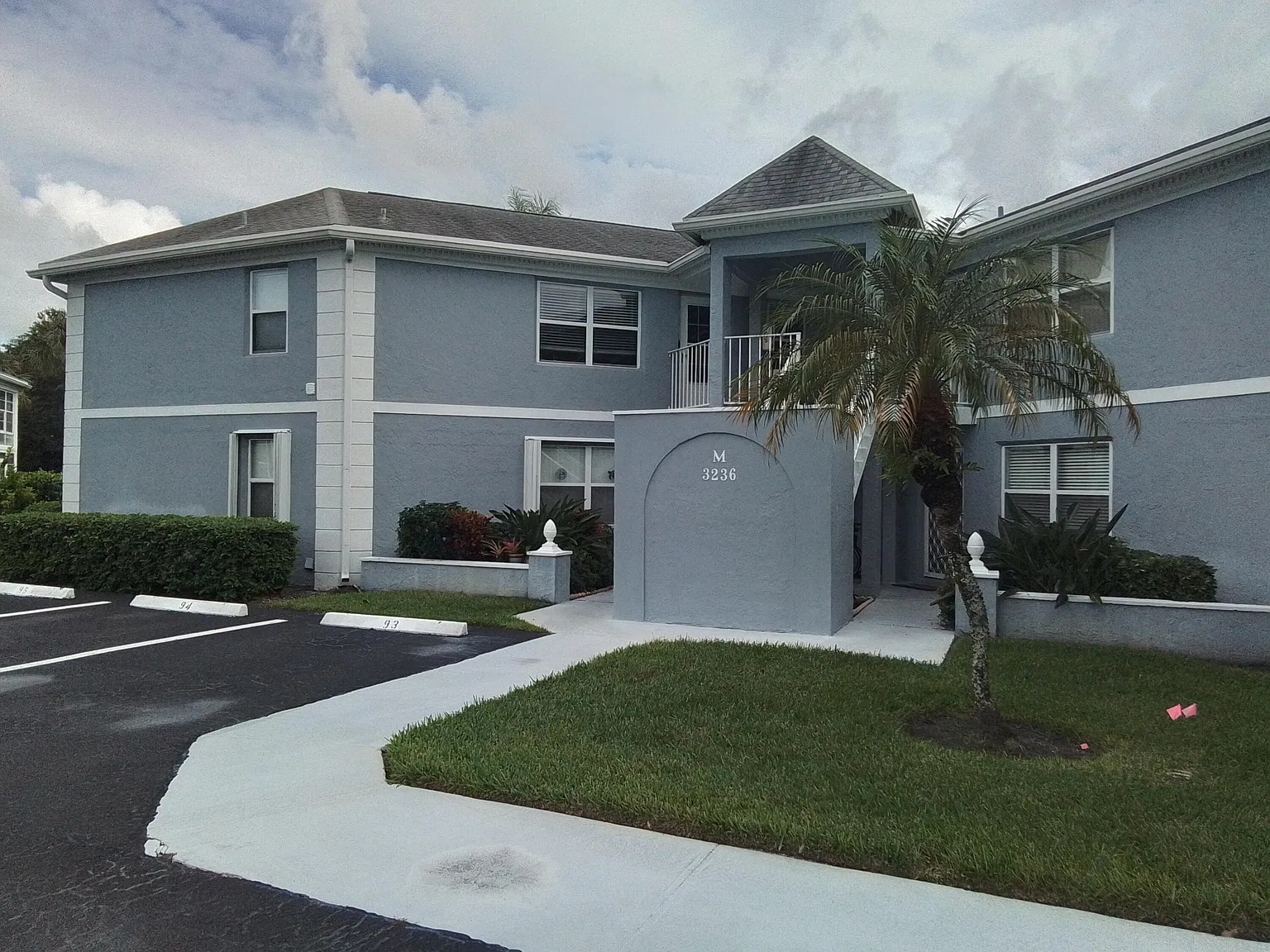 2 bed, 2.0 bath, 1200 sqft, $2,100 — Photo 1