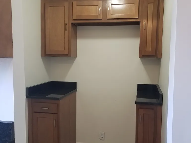 905 Belvedere Ave SE — Photo 9