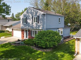 24500 Hampton Hill St, Novi, MI 48375