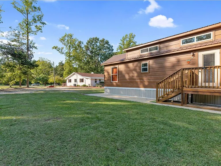 8521 Old Stage Rd #B — Photo 15
