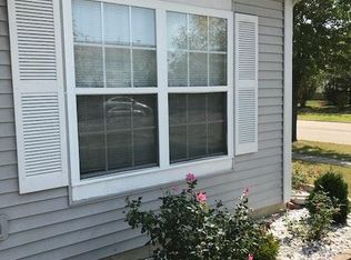 1446 Red Top Ln, Minooka, IL 60447