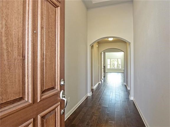 4th image of 15517 Cinca Terra Dr