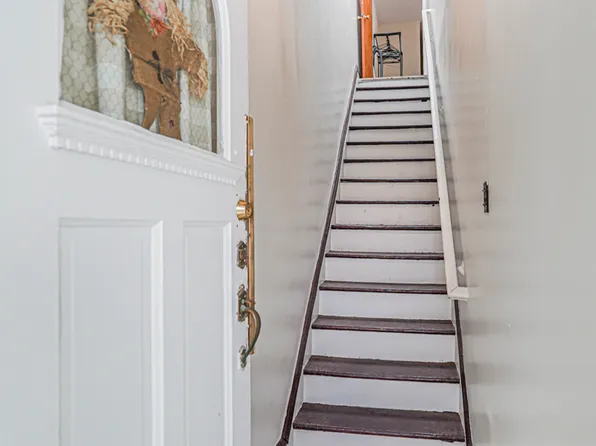 2321 East 24th Street image 26 of 29