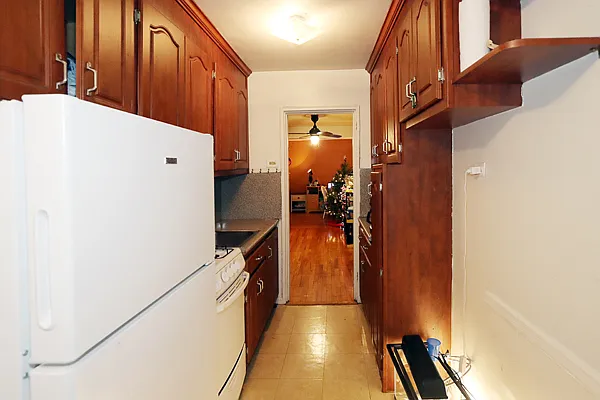 Sold by Berkshire Hathaway HomeServices Laffey International Realty | media 13