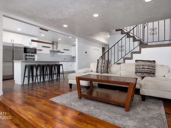 2091 N 220 E, Provo, UT 84604