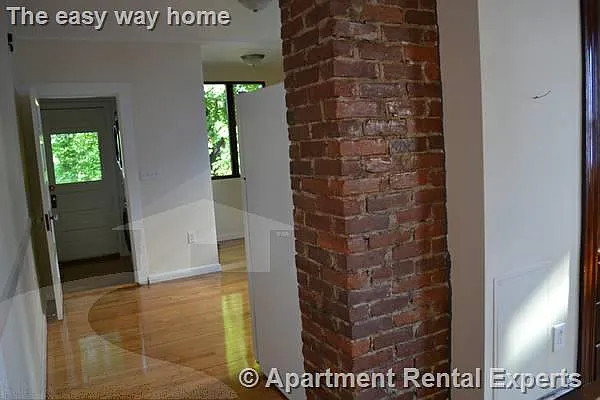 132 Auburn St #1 — Photo 5