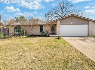 2805 Jennifer Dr, College Station, TX 77845