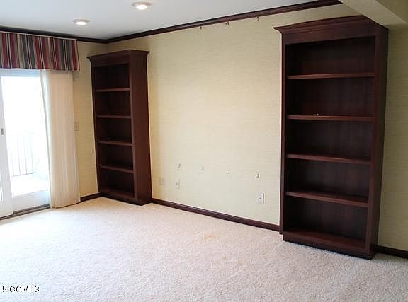 5th image of 4801 S Shore Dr APT G2