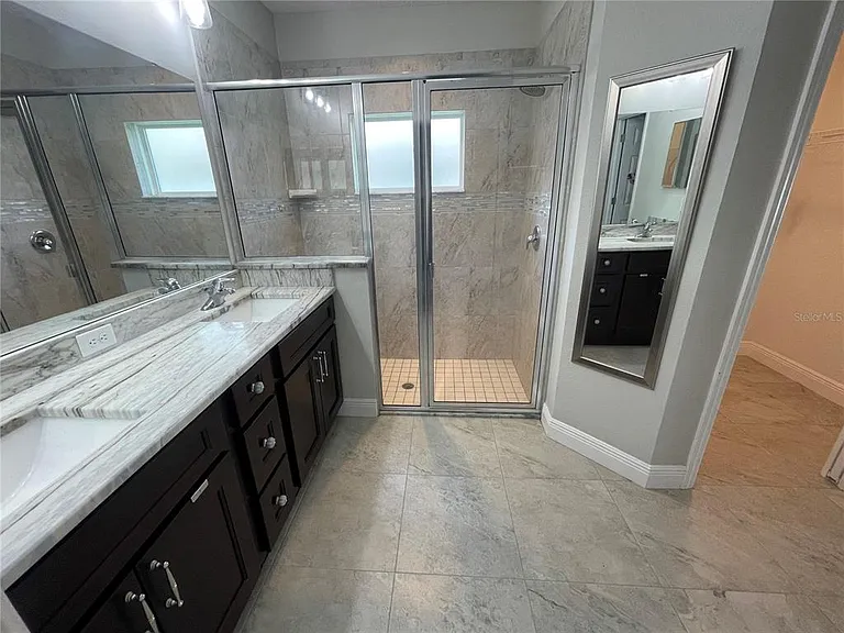 232 Clayton St — Photo 18