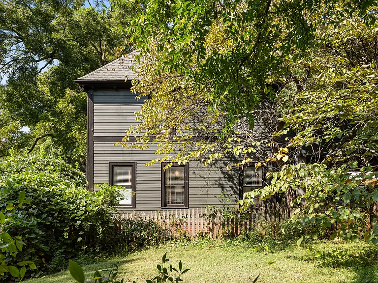 349 N Highland Ave NE #CARRIAGE HOUSE — Photo 5