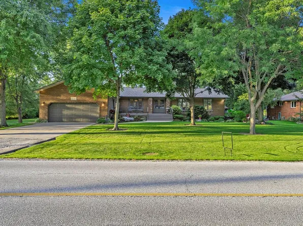2730 Bouffard Rd, Lasalle, ON N9H 1W2