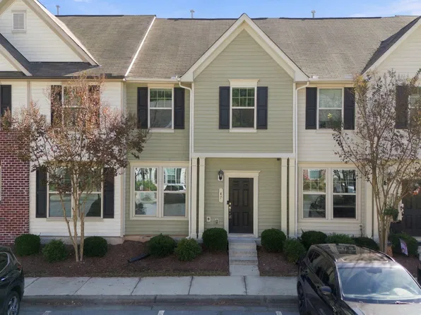 47 Holly Berry Ln, Durham, NC 27703