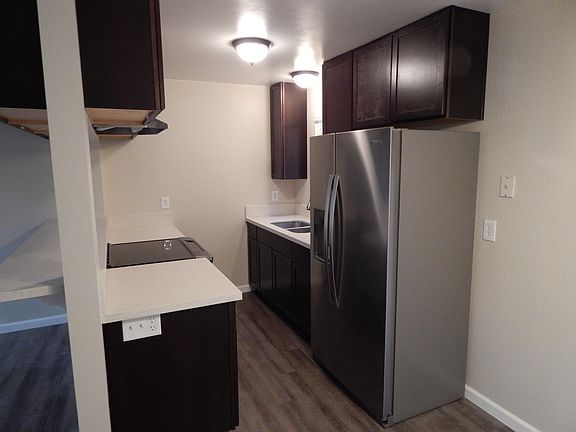 4th image of 4419 Louisiana St #1