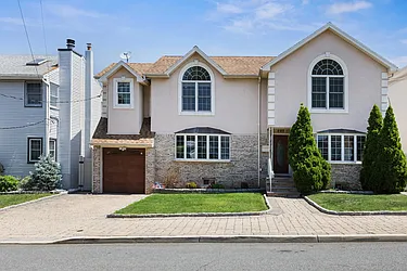 262 Grace Avenue