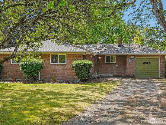 8326 Tucka Way Drive SW, Lakewood, WA 98499
