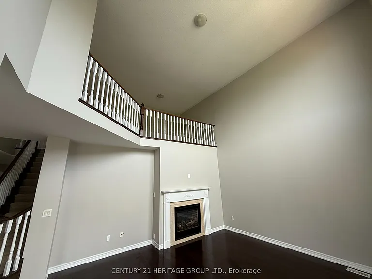 320 Shipway Ave — Photo 3