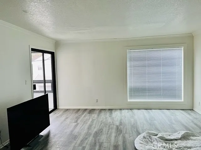638 3rd St — Photo 33