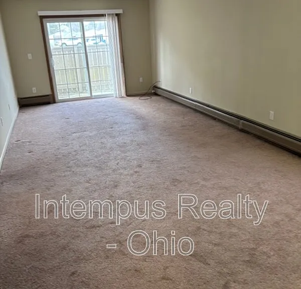 7464 Huntington Dr #1 — Photo 3