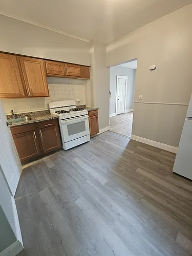136 E Liberty St #1E Photo 1