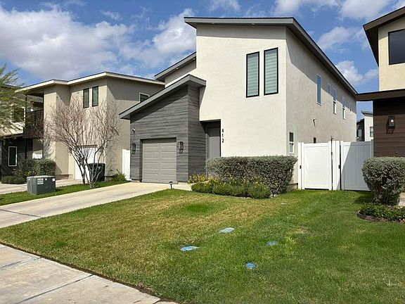 2nd image of 412 Deer Path Loop