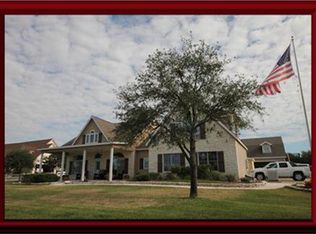 4141 Crestview Ln, Brenham, TX 77833