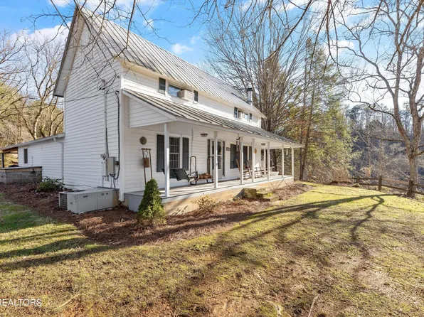 3501 Birds Creek Rd, Sevierville, TN 37876