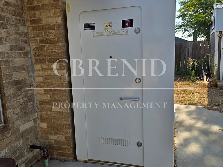 4615 Wheatland St — Photo 17
