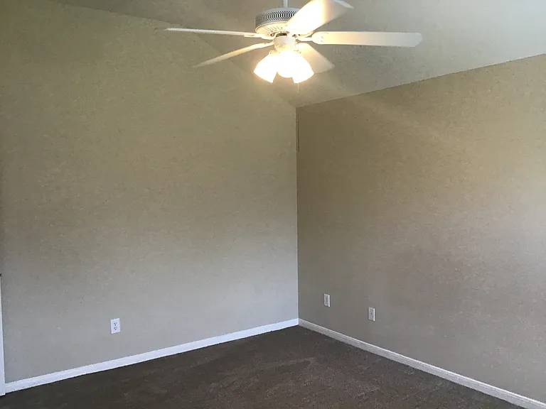 5602 Darby Square Trl — Photo 8