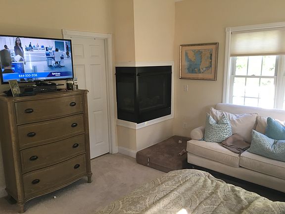 Master bed room