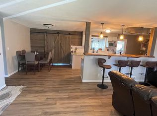 701 Hillcrest Dr, Scottsbluff, NE 69361