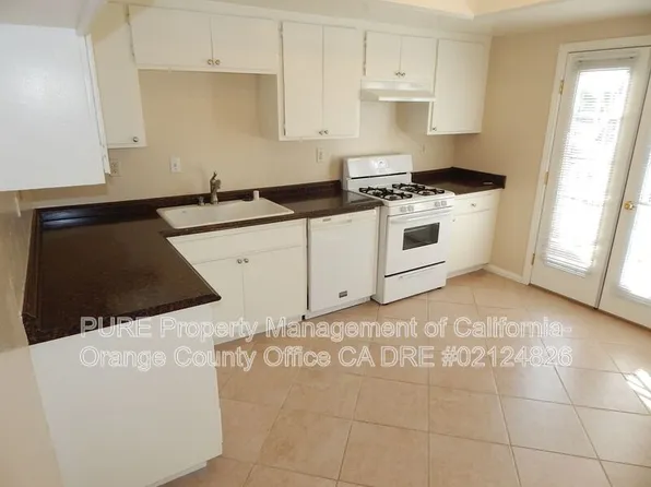 16972 Hoskins Ln APT 5, Huntington Beach, CA 92649