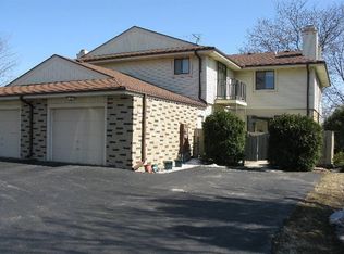 W178N9720 Riversbend Cir W, Germantown, WI 53022