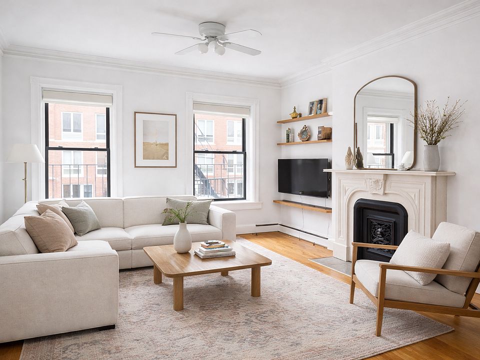 1st image of 278 Saint James Pl APT 3