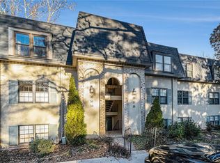 36 Chaumont Sq NW, Atlanta, GA 30327