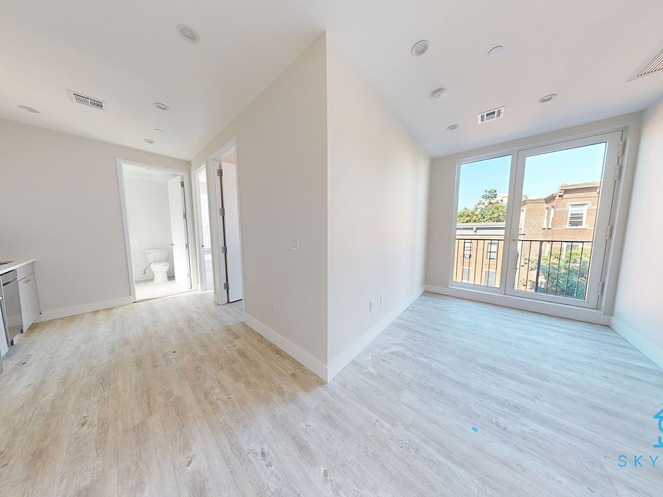 1st image of 948 Bergen St #4R
