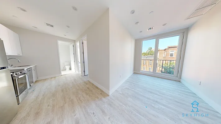 Rented by Skyhigh Realty NYC LLC | media 1