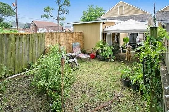 1st image of 2623 Urquhart St