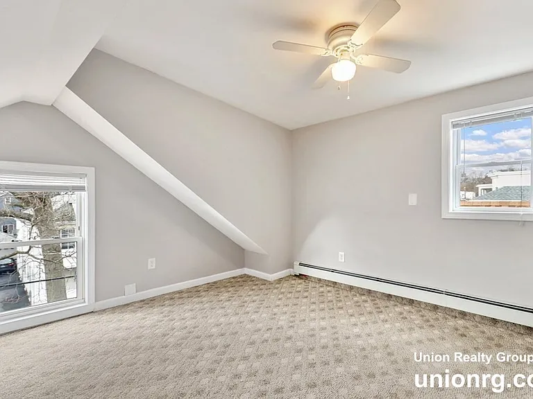 285 Park St #2 — Photo 14