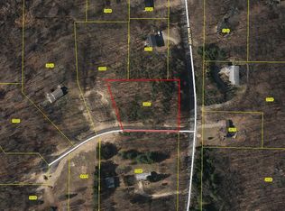 3963 Tree View Dr NE, Grand Rapids, MI 49525