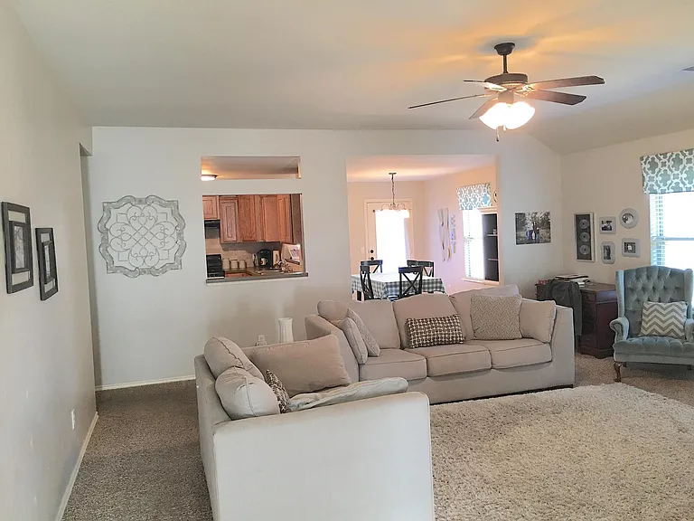 17612 Black Hawk Dr — Photo 6