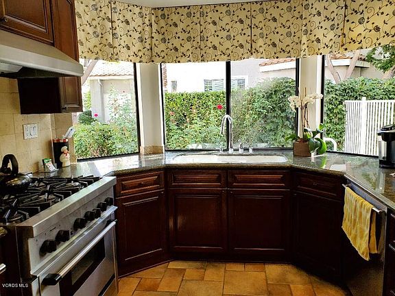 4th image of 29028 Hollow Oak Ct