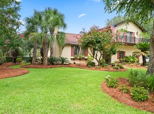 1 Coventry Cir, Charleston, SC 29407