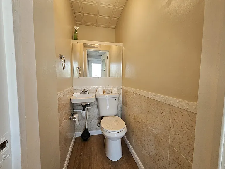 5234 Waltherman St — Photo 6