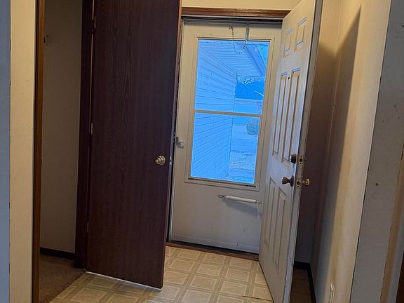 3rd image of 1258 N Colgate Avenue