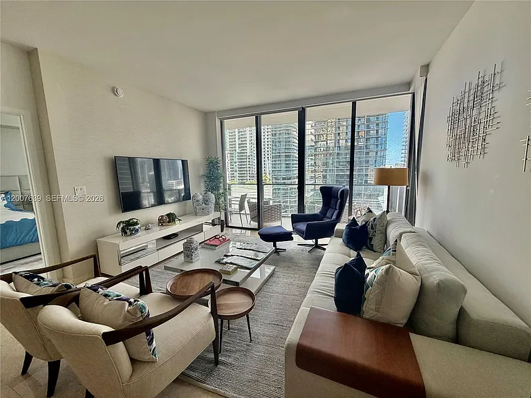 88 SW 7th St #1109 — Photo 19