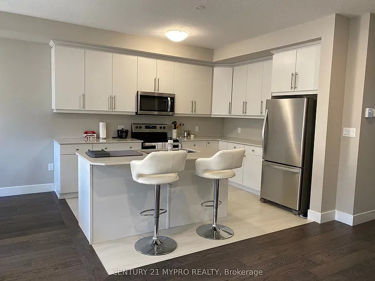 1375 Whetherfield St #22 — Photo 4