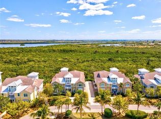 271 Sapphire Lake Dr UNIT 201, Bradenton, FL 34209