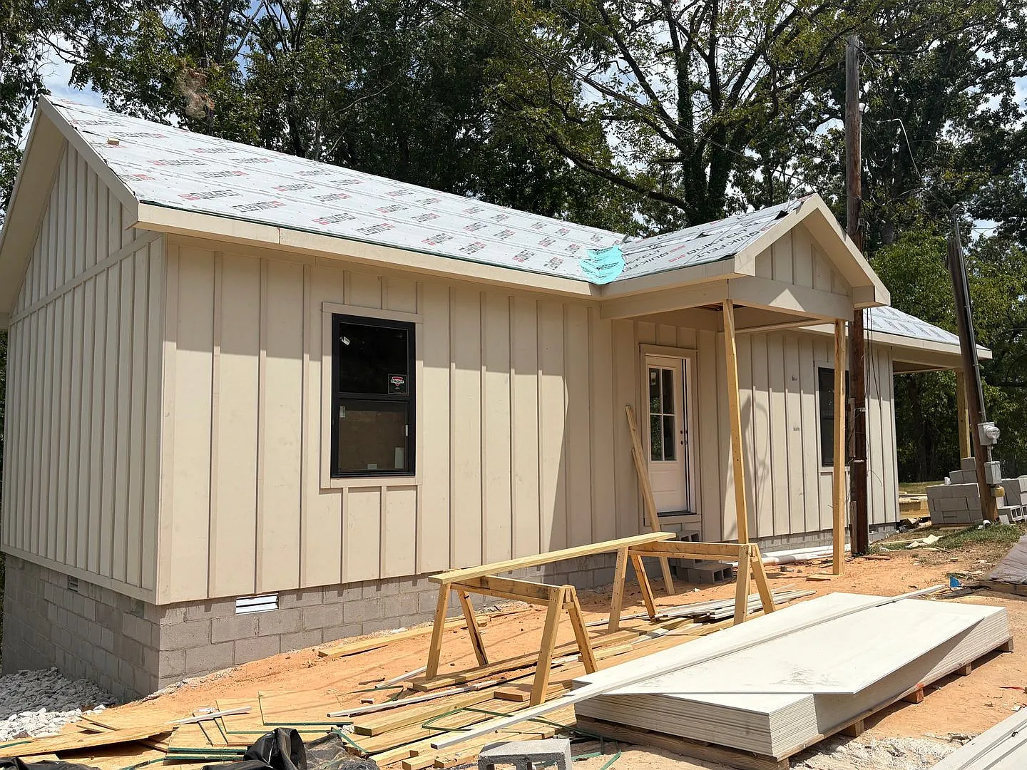 1215 Rogers Road — Photo 1